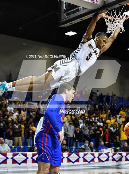 Thumbnail 3 in Lee vs. Caddo Hills (AAA 2A Final) photogallery.