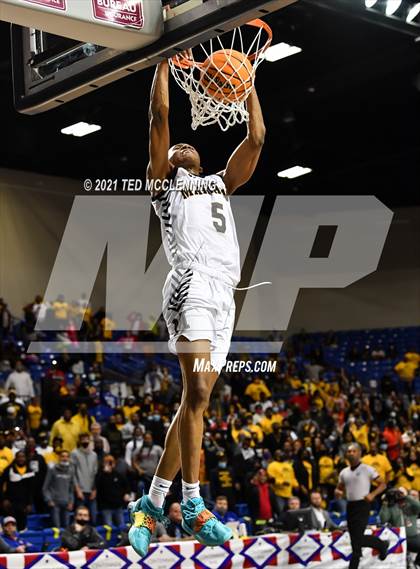 Thumbnail 1 in Lee vs. Caddo Hills (AAA 2A Final) photogallery.