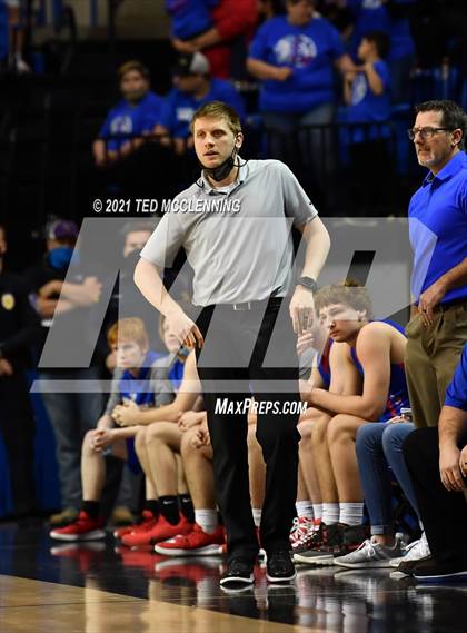 Thumbnail 2 in Lee vs. Caddo Hills (AAA 2A Final) photogallery.