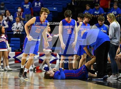 Thumbnail 3 in Lee vs. Caddo Hills (AAA 2A Final) photogallery.