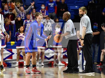 Thumbnail 1 in Lee vs. Caddo Hills (AAA 2A Final) photogallery.