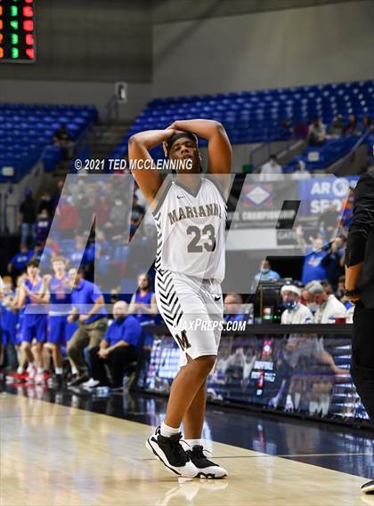Thumbnail 1 in Lee vs. Caddo Hills (AAA 2A Final) photogallery.