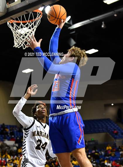 Thumbnail 3 in Lee vs. Caddo Hills (AAA 2A Final) photogallery.