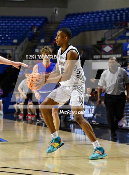 Thumbnail 2 in Lee vs. Caddo Hills (AAA 2A Final) photogallery.