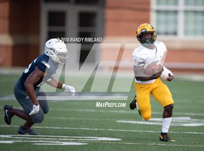 Thumbnail 2 in Independence @ Hickory Ridge photogallery.