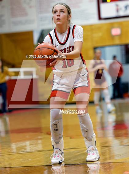 Thumbnail 3 in Collinsville @ Muenster photogallery.