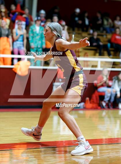 Thumbnail 3 in Collinsville @ Muenster photogallery.