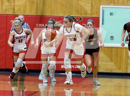 Thumbnail 3 in Collinsville @ Muenster photogallery.