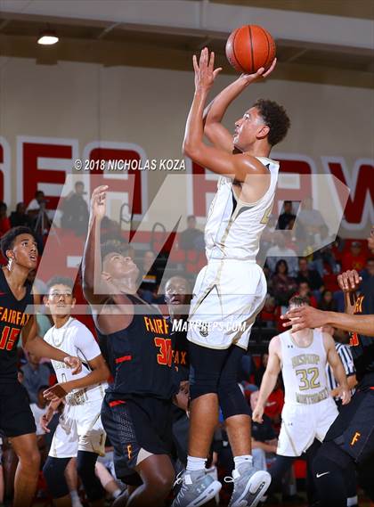 Thumbnail 2 in Bishop Montgomery vs. Fairfax (Ryse Williams Pac Shores Tournament) photogallery.