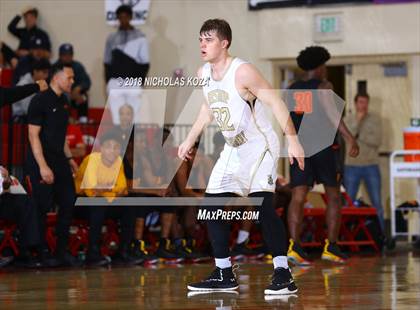 Thumbnail 2 in Bishop Montgomery vs. Fairfax (Ryse Williams Pac Shores Tournament) photogallery.