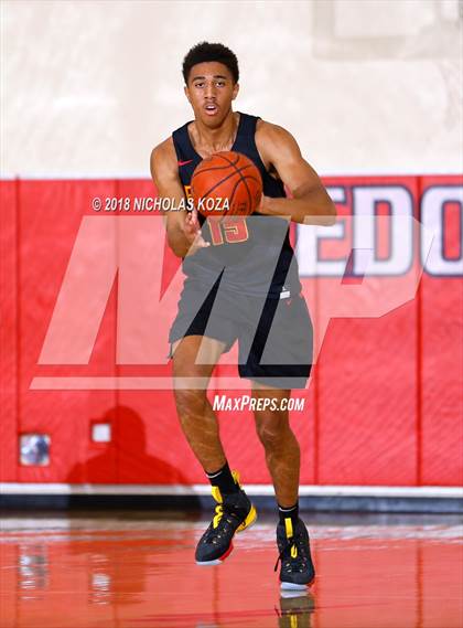 Thumbnail 1 in Bishop Montgomery vs. Fairfax (Ryse Williams Pac Shores Tournament) photogallery.