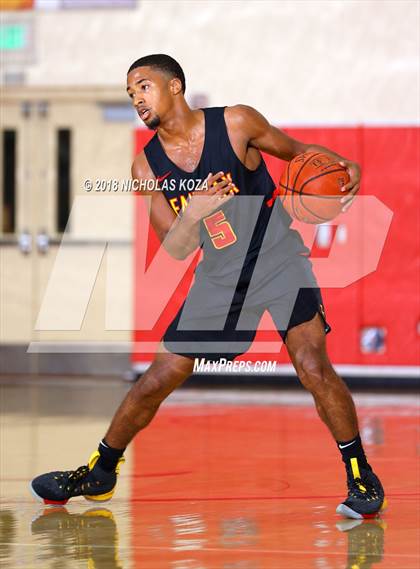 Thumbnail 2 in Bishop Montgomery vs. Fairfax (Ryse Williams Pac Shores Tournament) photogallery.
