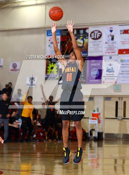 Thumbnail 1 in Bishop Montgomery vs. Fairfax (Ryse Williams Pac Shores Tournament) photogallery.