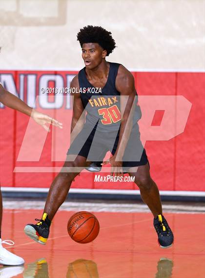 Thumbnail 3 in Bishop Montgomery vs. Fairfax (Ryse Williams Pac Shores Tournament) photogallery.