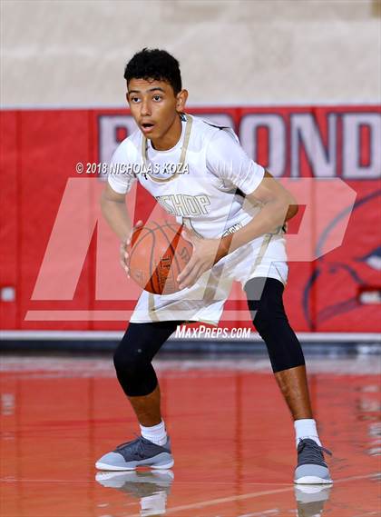 Thumbnail 1 in Bishop Montgomery vs. Fairfax (Ryse Williams Pac Shores Tournament) photogallery.