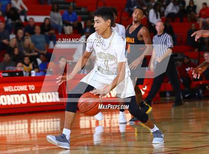 Thumbnail 2 in Bishop Montgomery vs. Fairfax (Ryse Williams Pac Shores Tournament) photogallery.