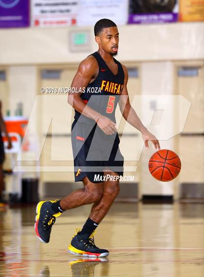 Thumbnail 1 in Bishop Montgomery vs. Fairfax (Ryse Williams Pac Shores Tournament) photogallery.