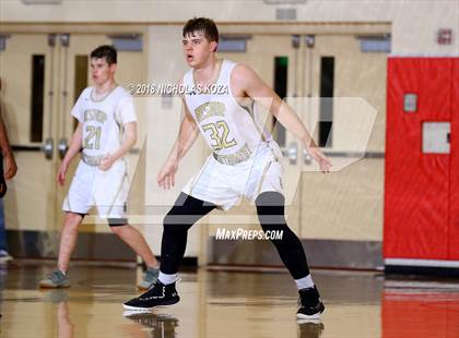Thumbnail 3 in Bishop Montgomery vs. Fairfax (Ryse Williams Pac Shores Tournament) photogallery.