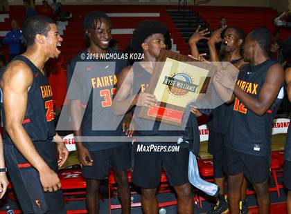 Thumbnail 2 in Bishop Montgomery vs. Fairfax (Ryse Williams Pac Shores Tournament) photogallery.