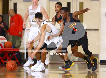 Thumbnail 3 in Bishop Montgomery vs. Fairfax (Ryse Williams Pac Shores Tournament) photogallery.