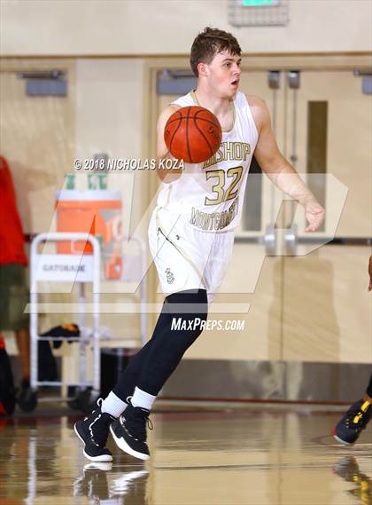 Thumbnail 3 in Bishop Montgomery vs. Fairfax (Ryse Williams Pac Shores Tournament) photogallery.