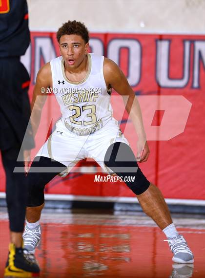 Thumbnail 2 in Bishop Montgomery vs. Fairfax (Ryse Williams Pac Shores Tournament) photogallery.