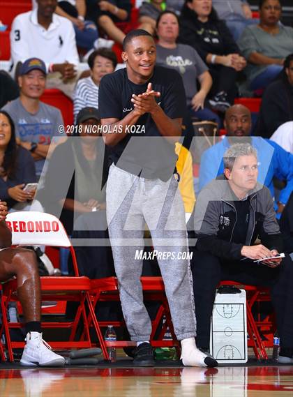 Thumbnail 3 in Bishop Montgomery vs. Fairfax (Ryse Williams Pac Shores Tournament) photogallery.