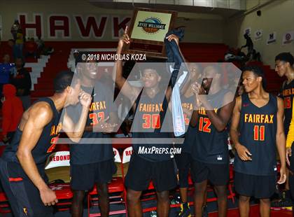 Thumbnail 3 in Bishop Montgomery vs. Fairfax (Ryse Williams Pac Shores Tournament) photogallery.