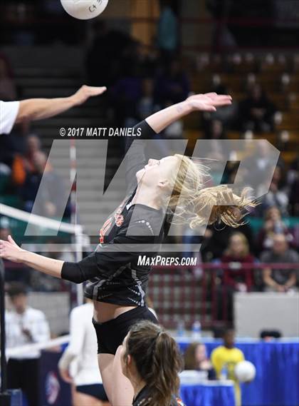 Thumbnail 2 in Lutheran vs. Sterling (CHSAA 3A Pool 2) photogallery.