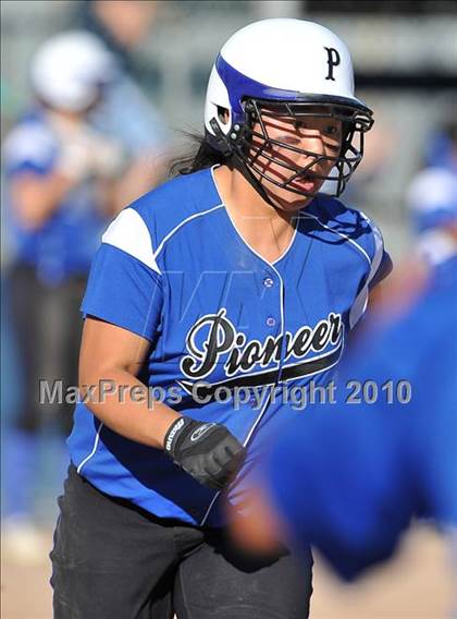 Thumbnail 3 in Pioneer vs. Presentation (CIF CCS D2 Final) photogallery.
