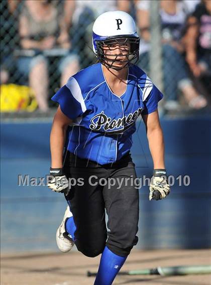 Thumbnail 3 in Pioneer vs. Presentation (CIF CCS D2 Final) photogallery.