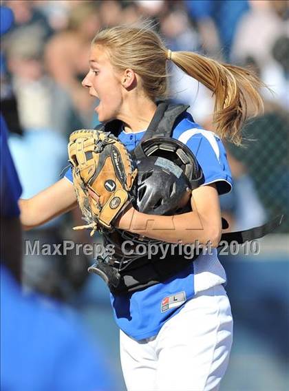 Thumbnail 3 in Pioneer vs. Presentation (CIF CCS D2 Final) photogallery.