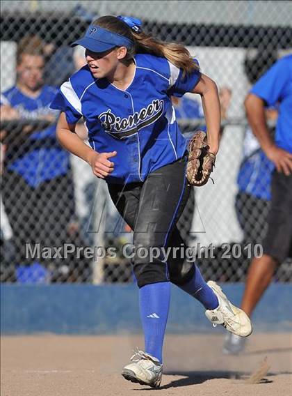 Thumbnail 3 in Pioneer vs. Presentation (CIF CCS D2 Final) photogallery.