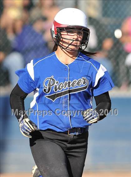 Thumbnail 1 in Pioneer vs. Presentation (CIF CCS D2 Final) photogallery.