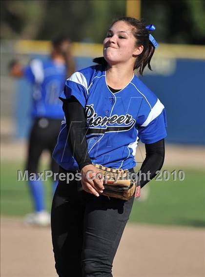 Thumbnail 3 in Pioneer vs. Presentation (CIF CCS D2 Final) photogallery.