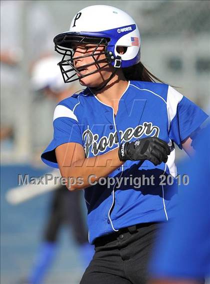Thumbnail 3 in Pioneer vs. Presentation (CIF CCS D2 Final) photogallery.