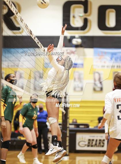Thumbnail 3 in Pine Forest vs South View (Patriot Athletic Conference Tournament)  photogallery.