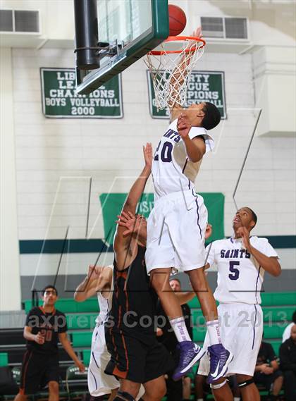 Thumbnail 3 in St. Anthony vs. Central photogallery.
