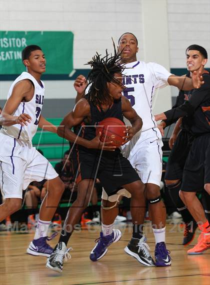 Thumbnail 2 in St. Anthony vs. Central photogallery.