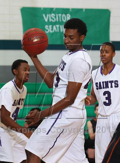 Thumbnail 2 in St. Anthony vs. Central photogallery.