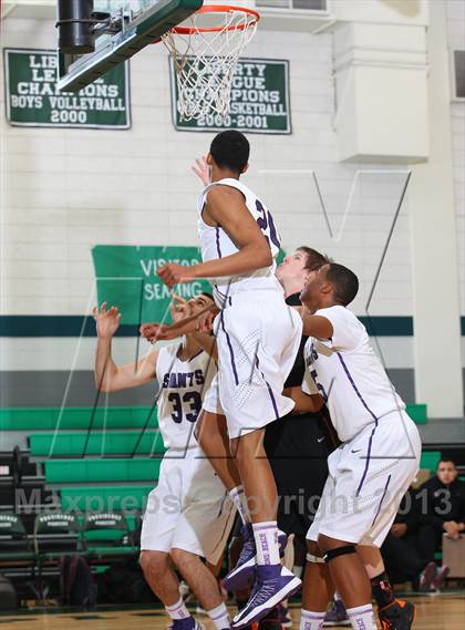 Thumbnail 2 in St. Anthony vs. Central photogallery.