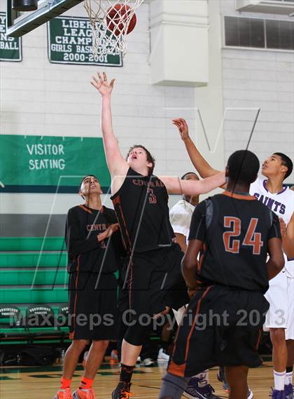 Thumbnail 2 in St. Anthony vs. Central photogallery.