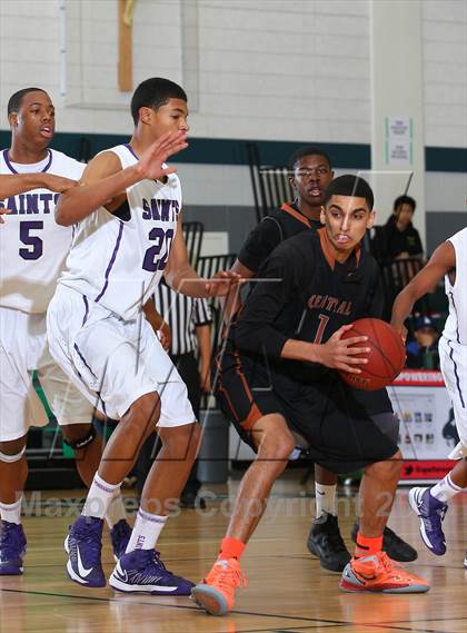 Thumbnail 3 in St. Anthony vs. Central photogallery.