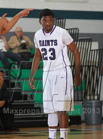 Thumbnail 1 in St. Anthony vs. Central photogallery.