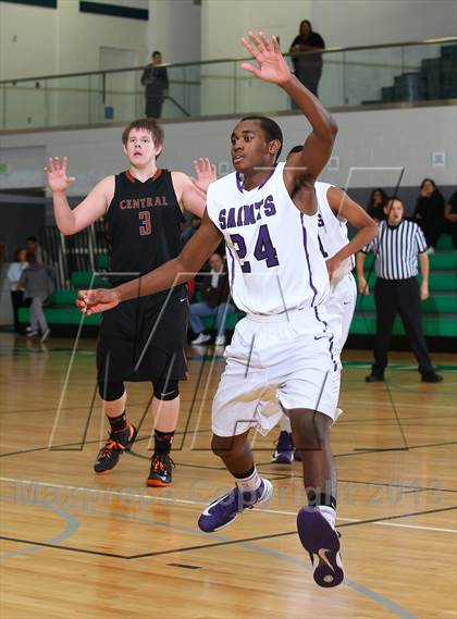 Thumbnail 1 in St. Anthony vs. Central photogallery.