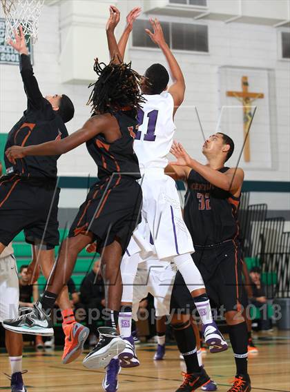 Thumbnail 1 in St. Anthony vs. Central photogallery.