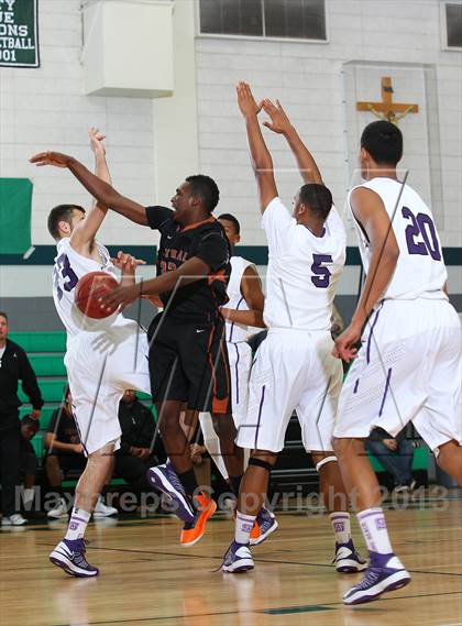 Thumbnail 1 in St. Anthony vs. Central photogallery.