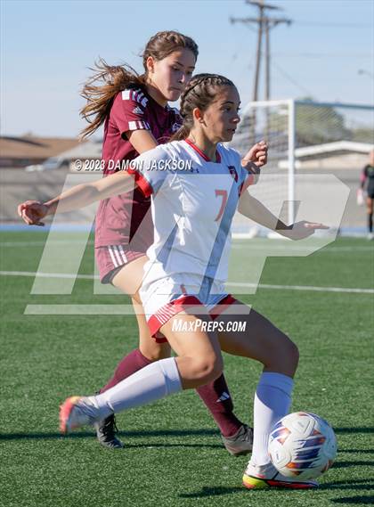 Thumbnail 1 in Truckee vs Pahrump Valley (NIAA 3A State Championship) photogallery.