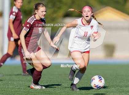 Thumbnail 2 in Truckee vs Pahrump Valley (NIAA 3A State Championship) photogallery.