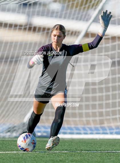 Thumbnail 1 in Truckee vs Pahrump Valley (NIAA 3A State Championship) photogallery.